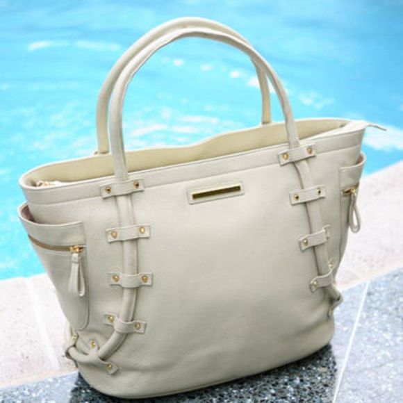 Goldenbleu Leather Oversized Barclay Tote Bag - Picture 1 of 7